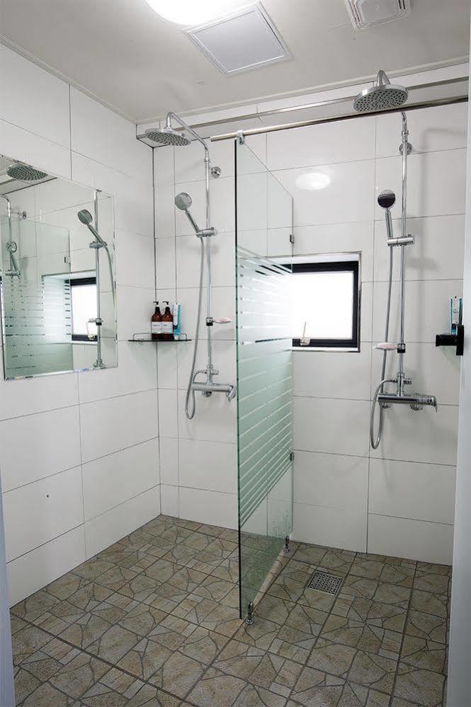 Story In Jeju Guesthouse Ngoại thất bức ảnh